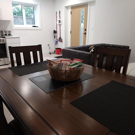 Signature Elegant Private Entrance Condo 1Br Haven Vancouver Luaran gambar